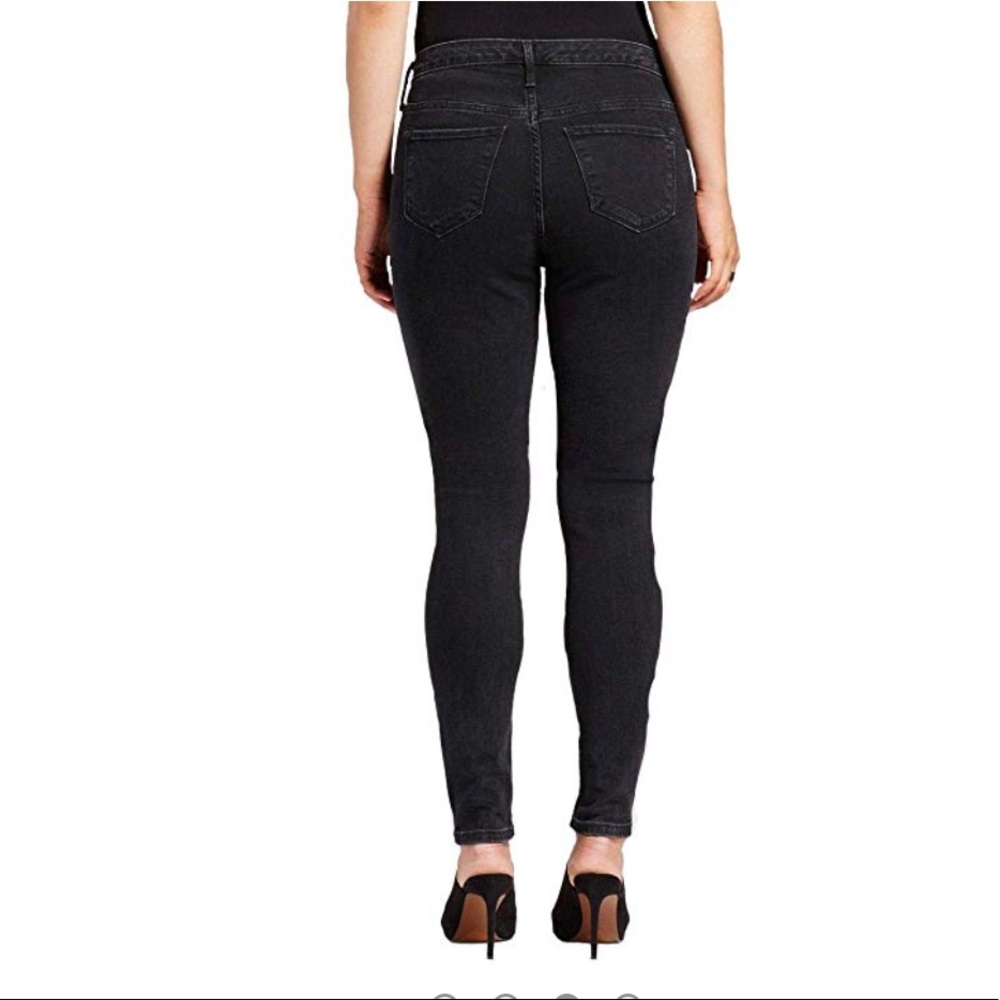 NEW Mossimo Curvy Skinny Black Stretch Jeans! - Picture 2 of 7